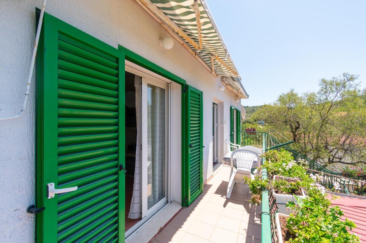 Apartments With A Parking Space Kraj, Pasman - 8457 Tkon Exterior foto