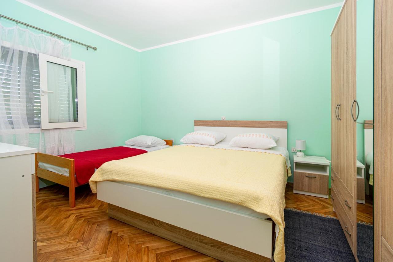 Apartments With A Parking Space Kraj, Pasman - 8457 Tkon Exterior foto